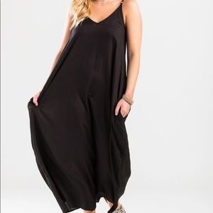 Black Maci with Pockets